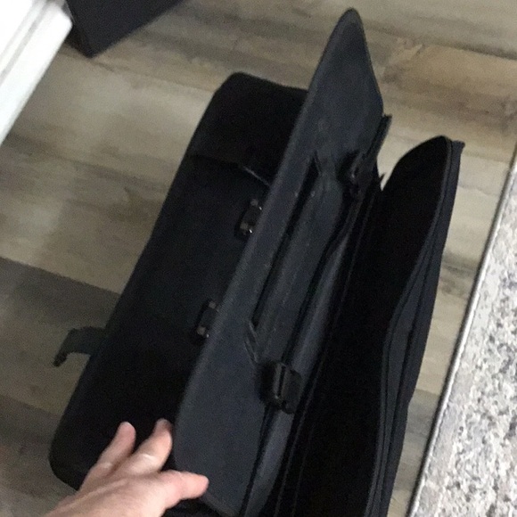 Nextech Leather Business Case With Laptop Sleeve NWOT - Picture 6 of 16